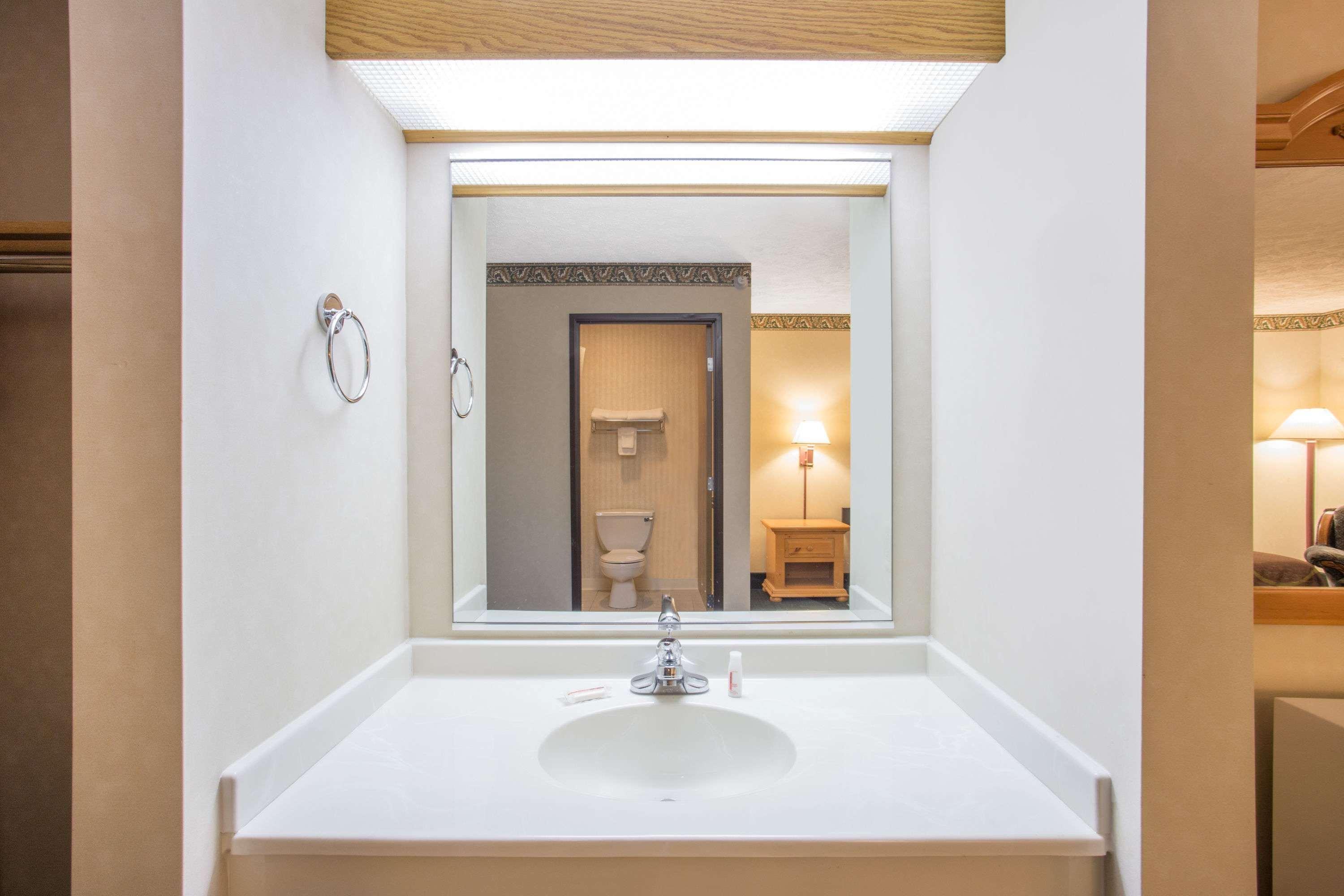 Burgundy Inn & Suites By Oyo El Paso Eksteriør billede